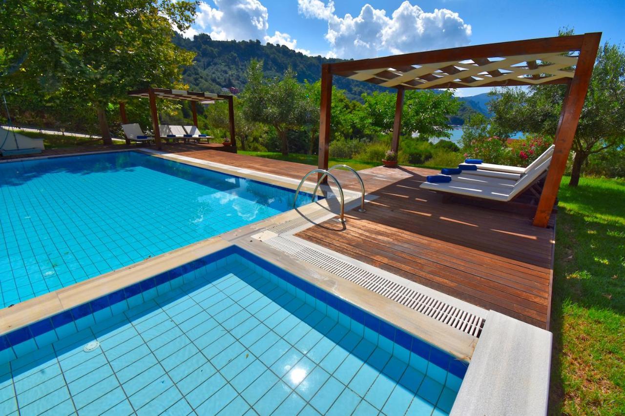 Corfu Resorts Apartments Pelekas Eksteriør billede