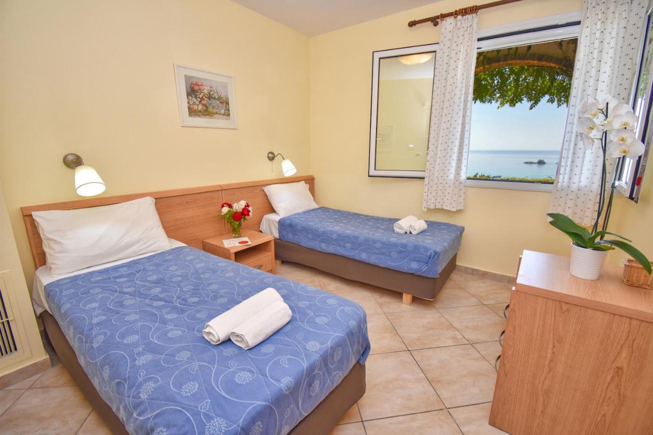 Corfu Resorts Apartments Pelekas Eksteriør billede