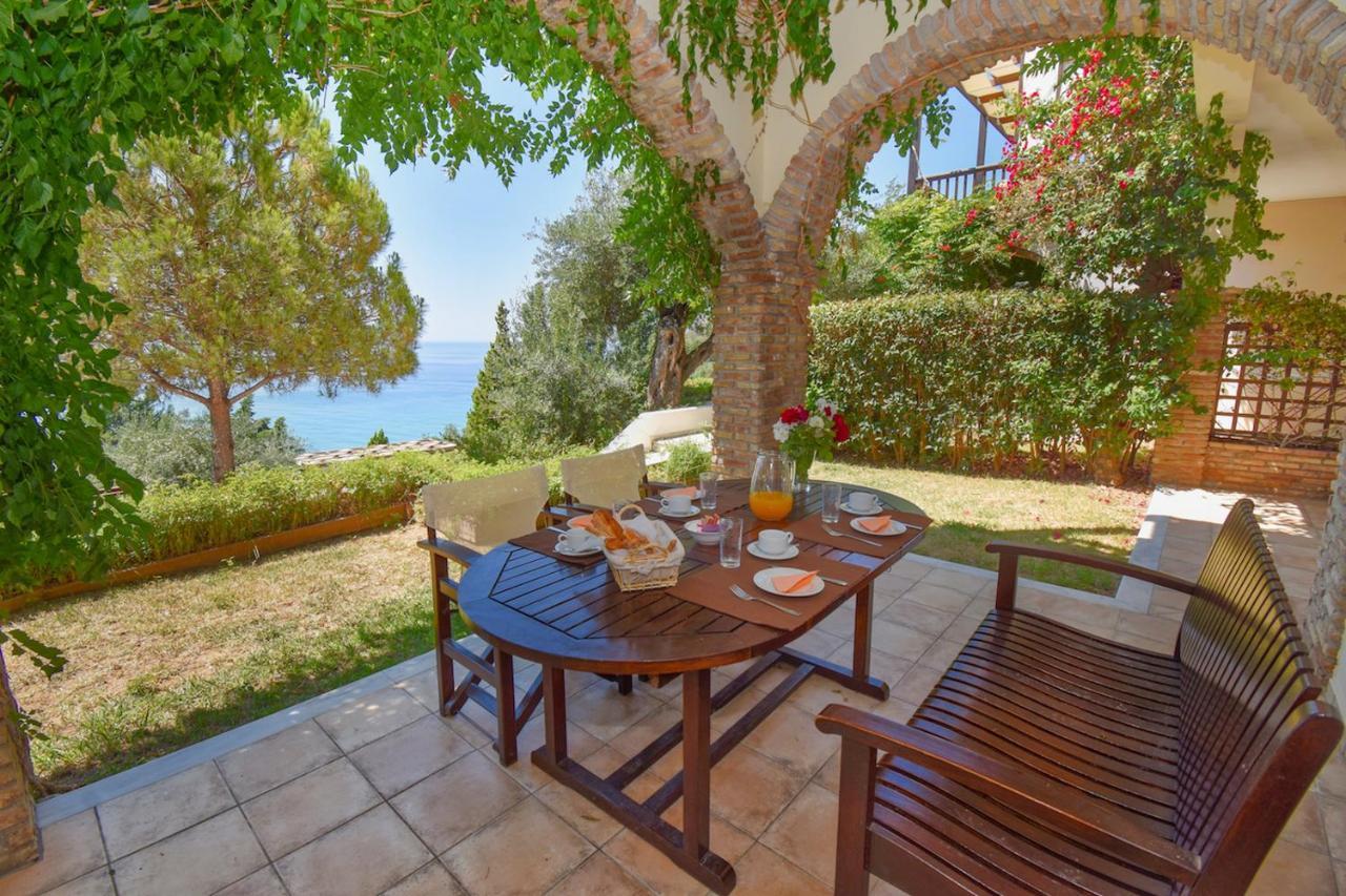 Corfu Resorts Apartments Pelekas Eksteriør billede